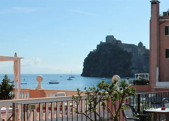 Eugenio Отель Искья