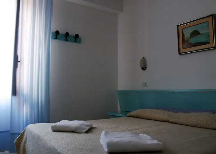 Отель Eugenio Искья